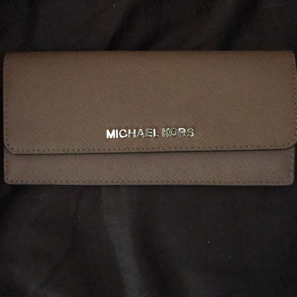 Michael Kors wallet
